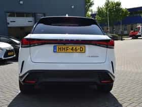 Lexus RX (2024) thumbnail 10