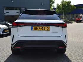 Lexus RX (2024) thumbnail 97