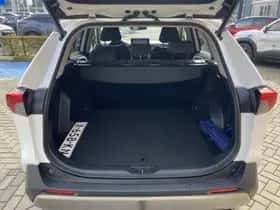 Toyota RAV4 (2023) thumbnail 13