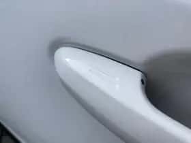 Toyota RAV4 (2023) thumbnail 17