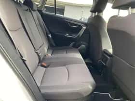 Toyota RAV4 (2023) thumbnail 22