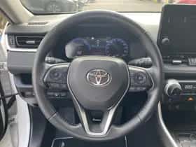 Toyota RAV4 (2023) thumbnail 23
