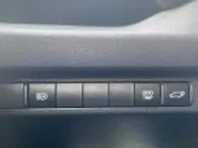 Toyota RAV4 (2023) thumbnail 65