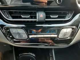 Toyota C hr (2020) thumbnail 36