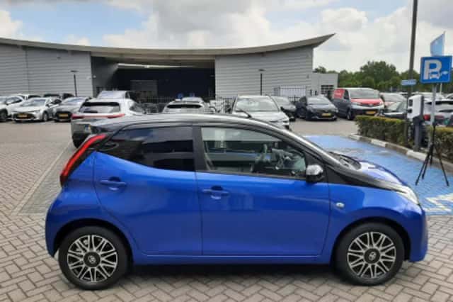 Toyota Aygo (2020) thumbnail 2