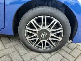 Toyota Aygo (2020) thumbnail 12