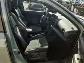 Toyota Yaris Cross (2024) thumbnail 38