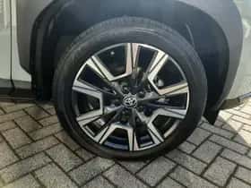 Toyota Yaris Cross (2024) thumbnail 9