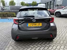 Toyota Yaris (2020) thumbnail 12
