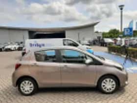 Toyota Yaris (2015) thumbnail 40