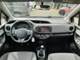 Toyota Yaris (2015) thumbnail 66