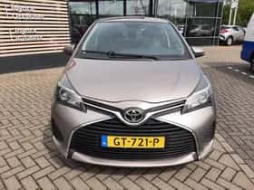 Toyota Yaris (2015) thumbnail 78