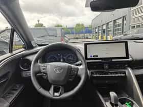 Toyota C hr (2025) thumbnail 11