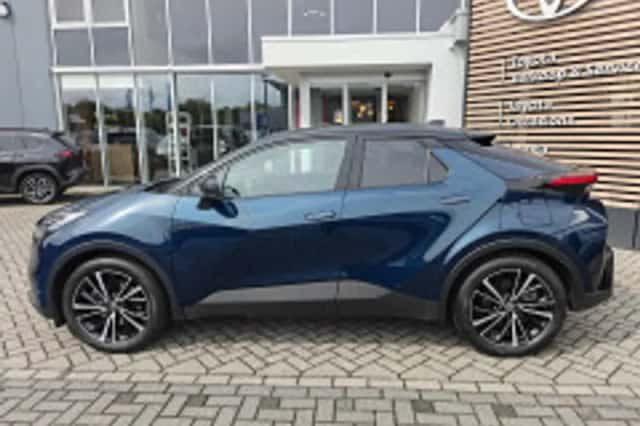Toyota C hr (2025) thumbnail 4