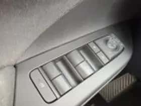 Toyota C hr (2025) thumbnail 56