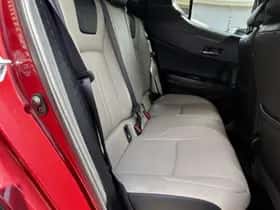 Toyota C hr (2019) thumbnail 24