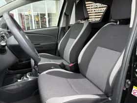 Toyota Yaris (2020) thumbnail 15
