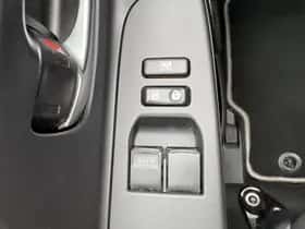 Toyota Yaris (2020) thumbnail 30