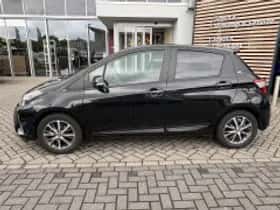 Toyota Yaris (2020) thumbnail 4