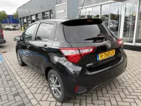 Toyota Yaris (2020) thumbnail 6