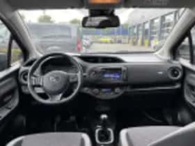 Toyota Yaris (2020) thumbnail 57