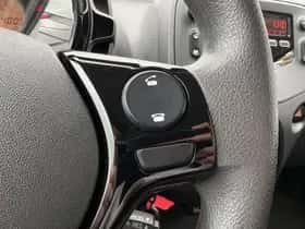 Toyota Aygo (2020) thumbnail 17