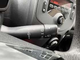 Toyota Aygo (2020) thumbnail 19