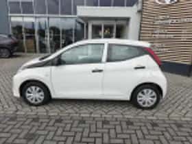 Toyota Aygo (2020) thumbnail 33