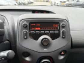 Toyota Aygo (2020) thumbnail 44
