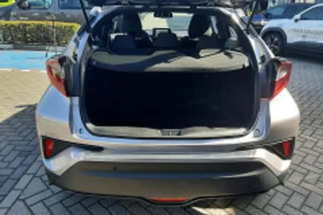 Toyota C hr (2021) thumbnail 5