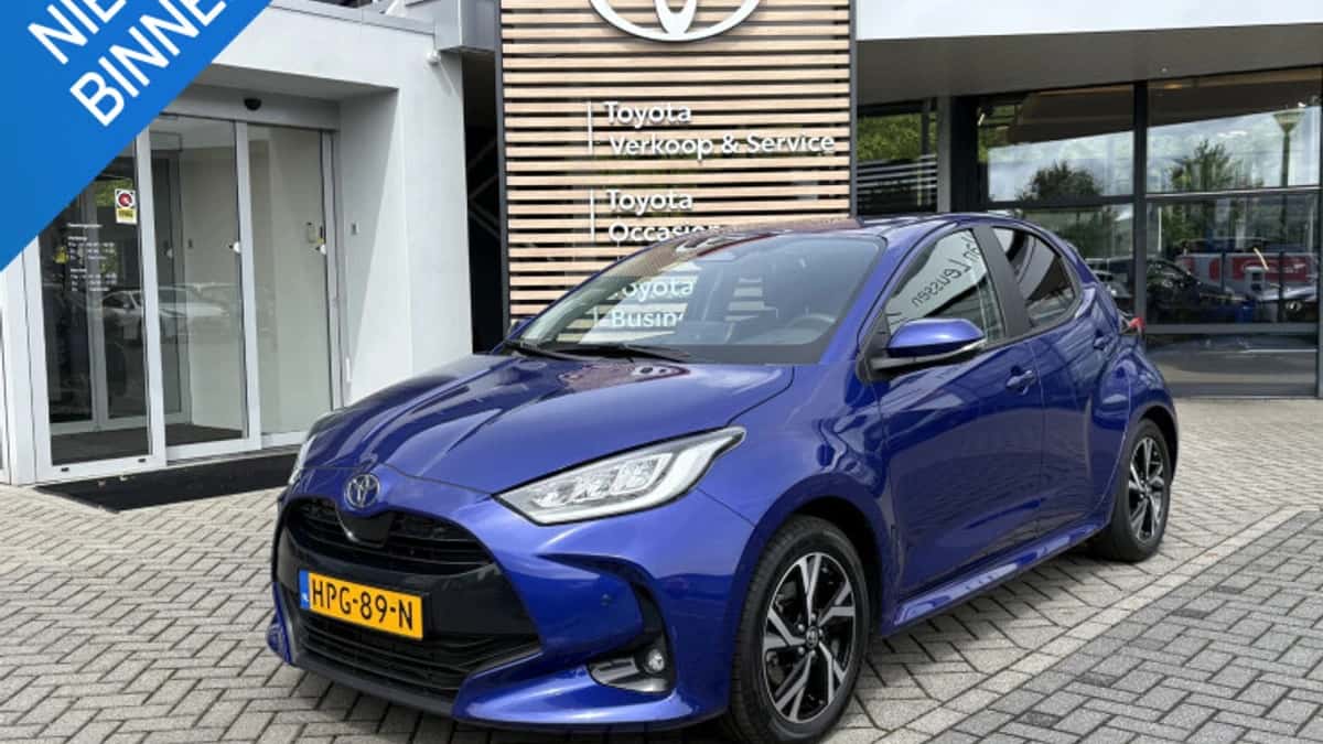 Toyota Yaris (2025) — foto 1
