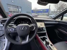 Lexus LBX (2026) thumbnail 25