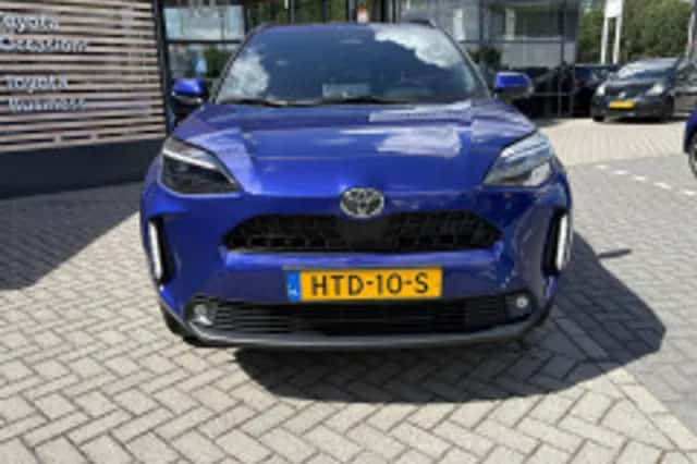 Toyota Yaris Cross (2025) thumbnail 3