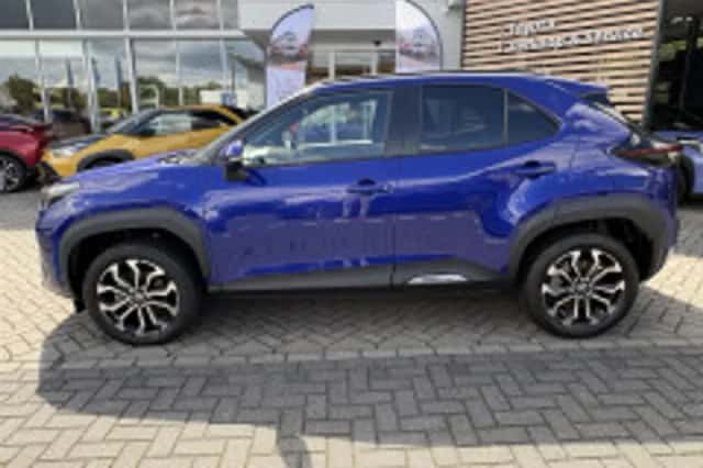 Toyota Yaris Cross (2025) thumbnail 4