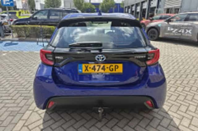 Toyota Yaris (2023) thumbnail 6