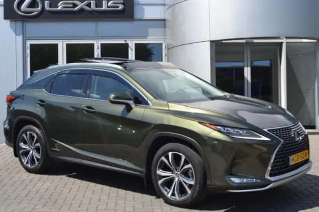 Lexus RX (2021) thumbnail 1