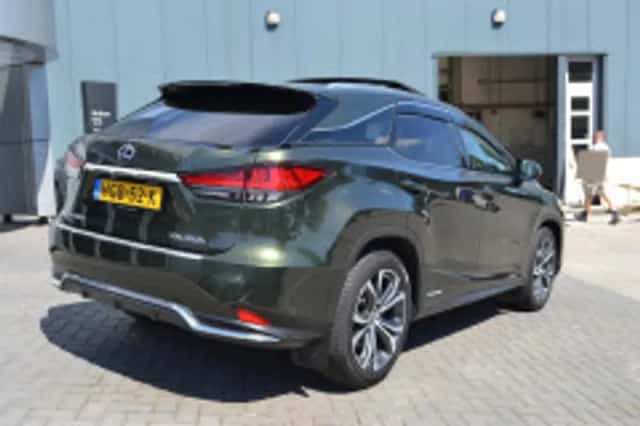 Lexus RX (2021) thumbnail 3