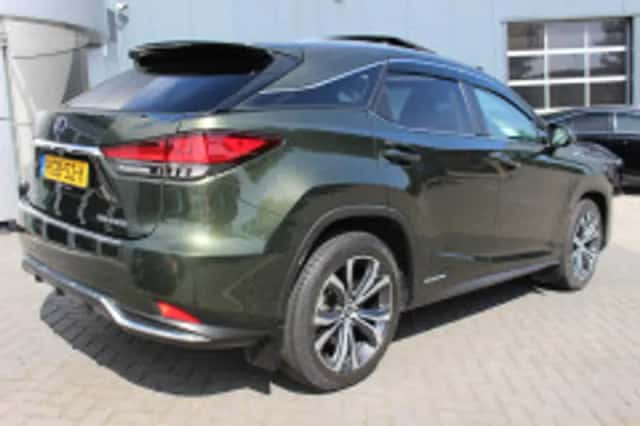Lexus RX (2021) thumbnail 3