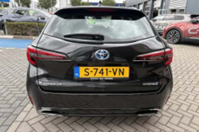 Toyota Corolla (2023) thumbnail 6