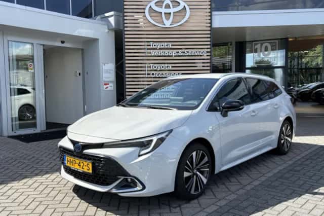 Toyota Corolla (2025) thumbnail 1