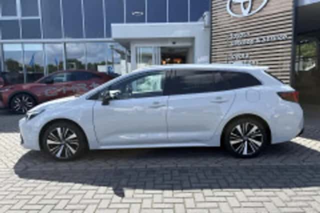 Toyota Corolla (2025) thumbnail 4