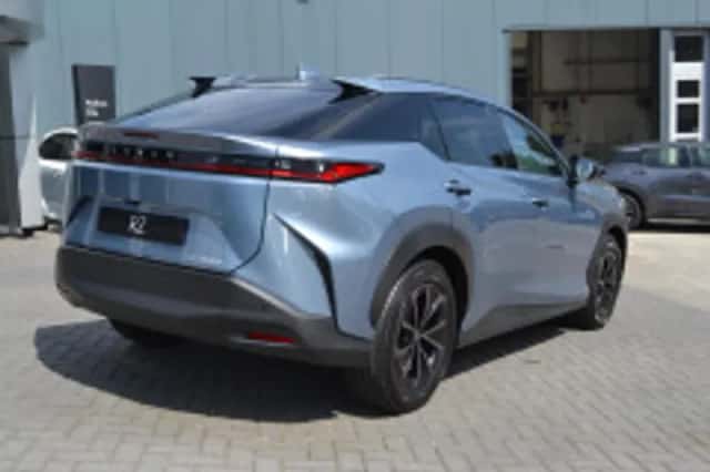 Lexus RZ (2026) thumbnail 3