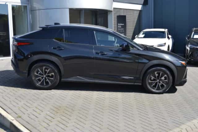 Lexus RZ (2026) thumbnail 2