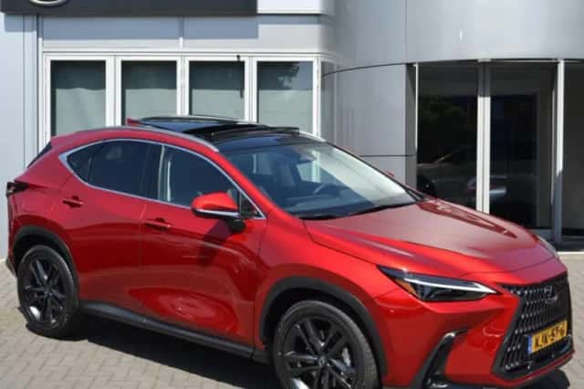 Lexus NX (2026) thumbnail 1