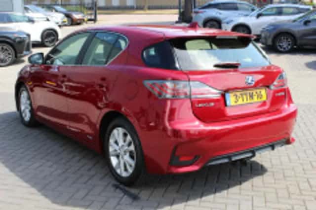 Lexus CT (2014) thumbnail 5