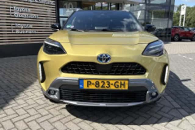 Toyota Yaris Cross (2022) thumbnail 3