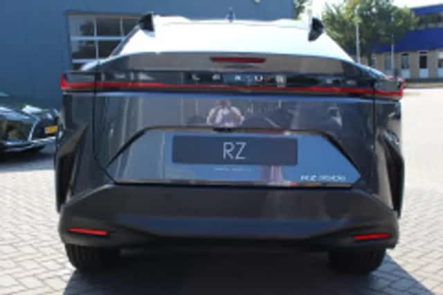 Lexus RZ (2026) thumbnail 4