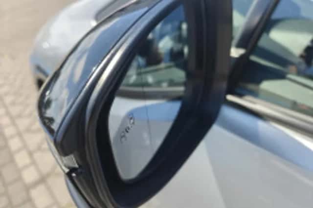 Toyota Prius (2024) thumbnail 5