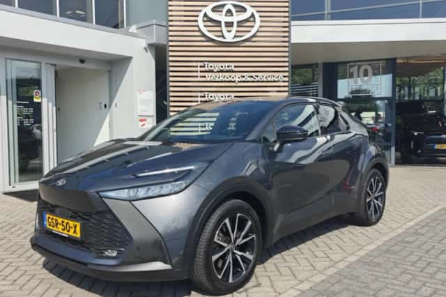 Toyota C hr (2024) thumbnail 1