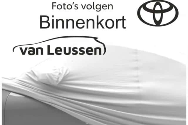 Toyota Auris (2016) thumbnail 1